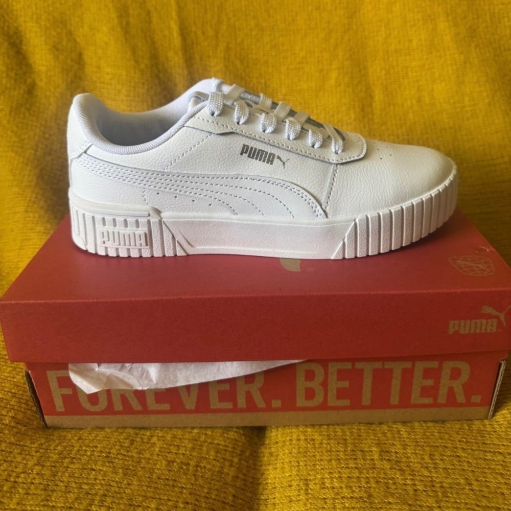 Women’s Puma Carina 2.0